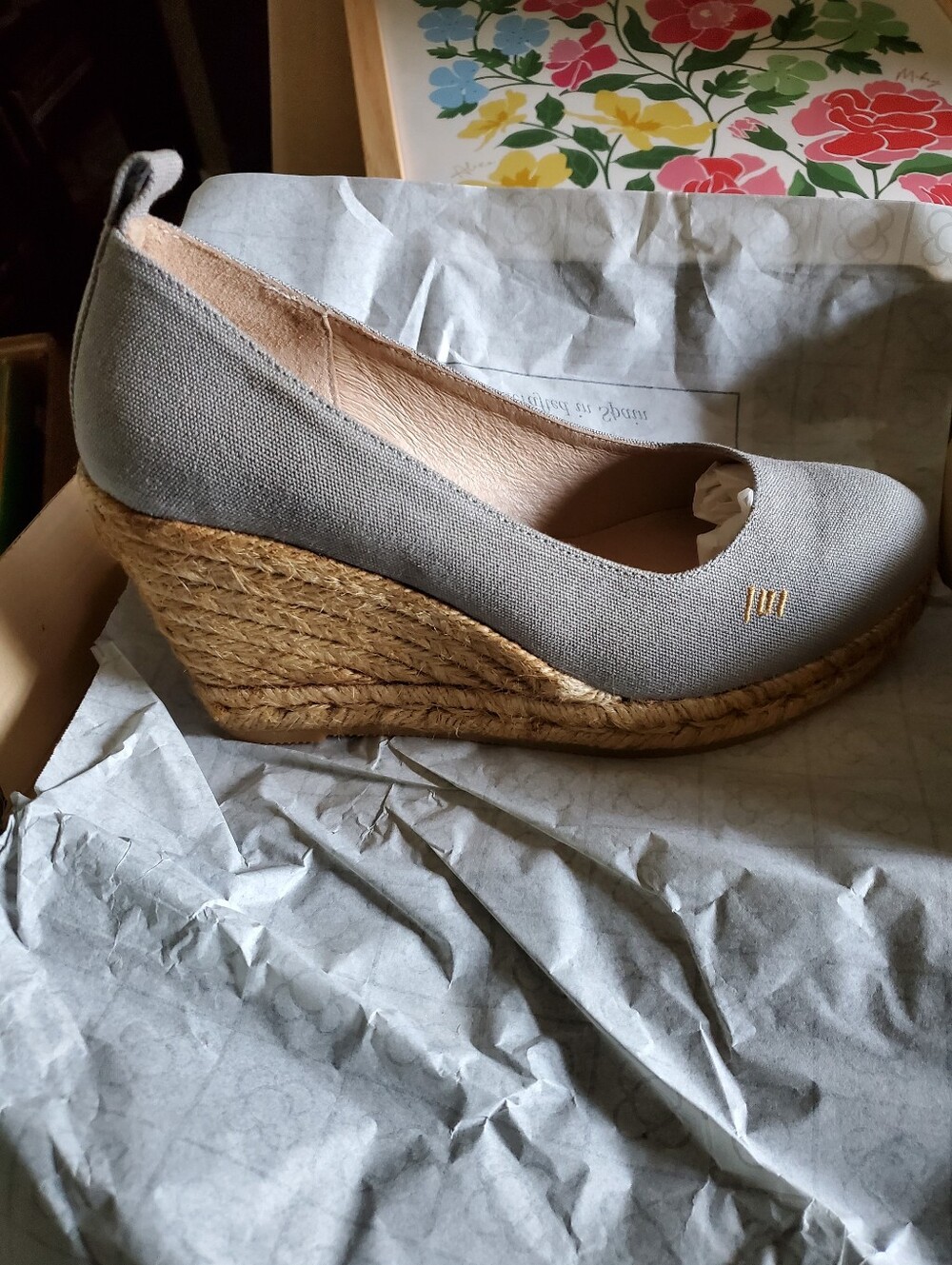 Viscata Marquesa Gray Canvas Espadrille Wedge, Size 8 (EU Size 39)